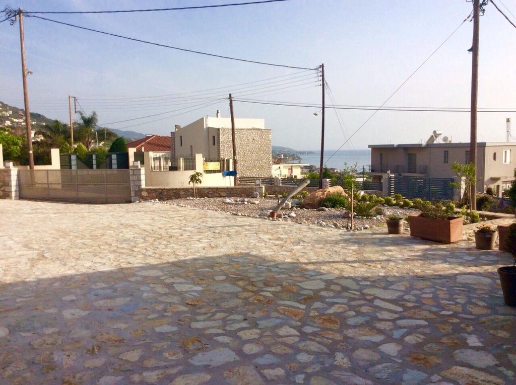 Mountain & Sea Daire Kalamata Dış mekan fotoğraf